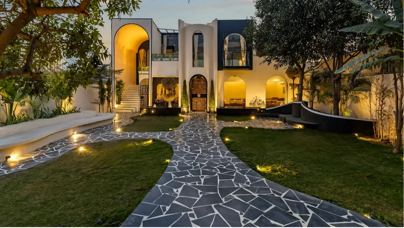 Lawn area
